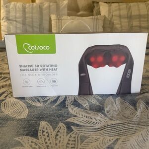 Black Shiatsu 3D Rotating Massager with Heat